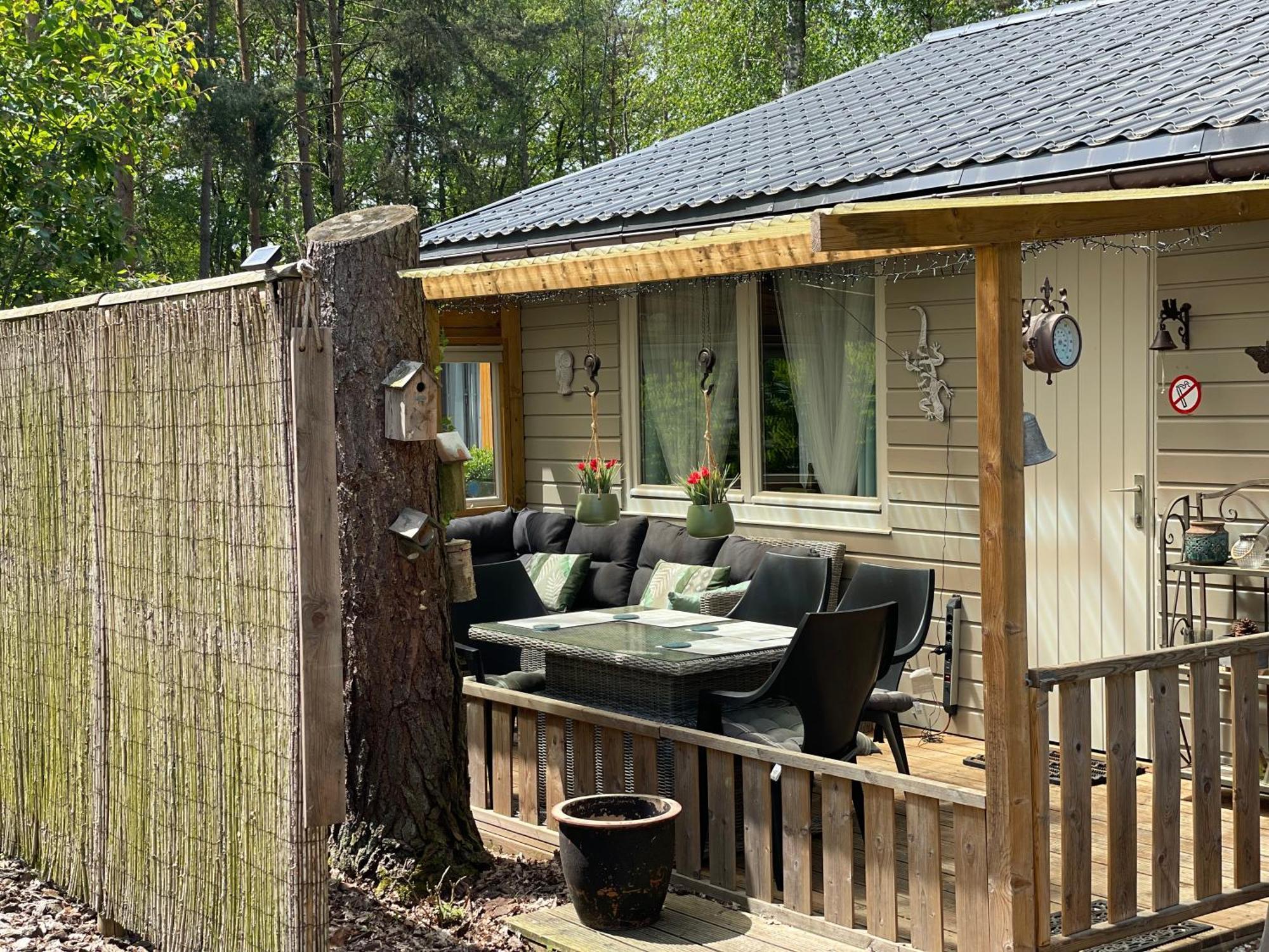 Chalet Sint-Hubertus ズテンダール エクステリア 写真