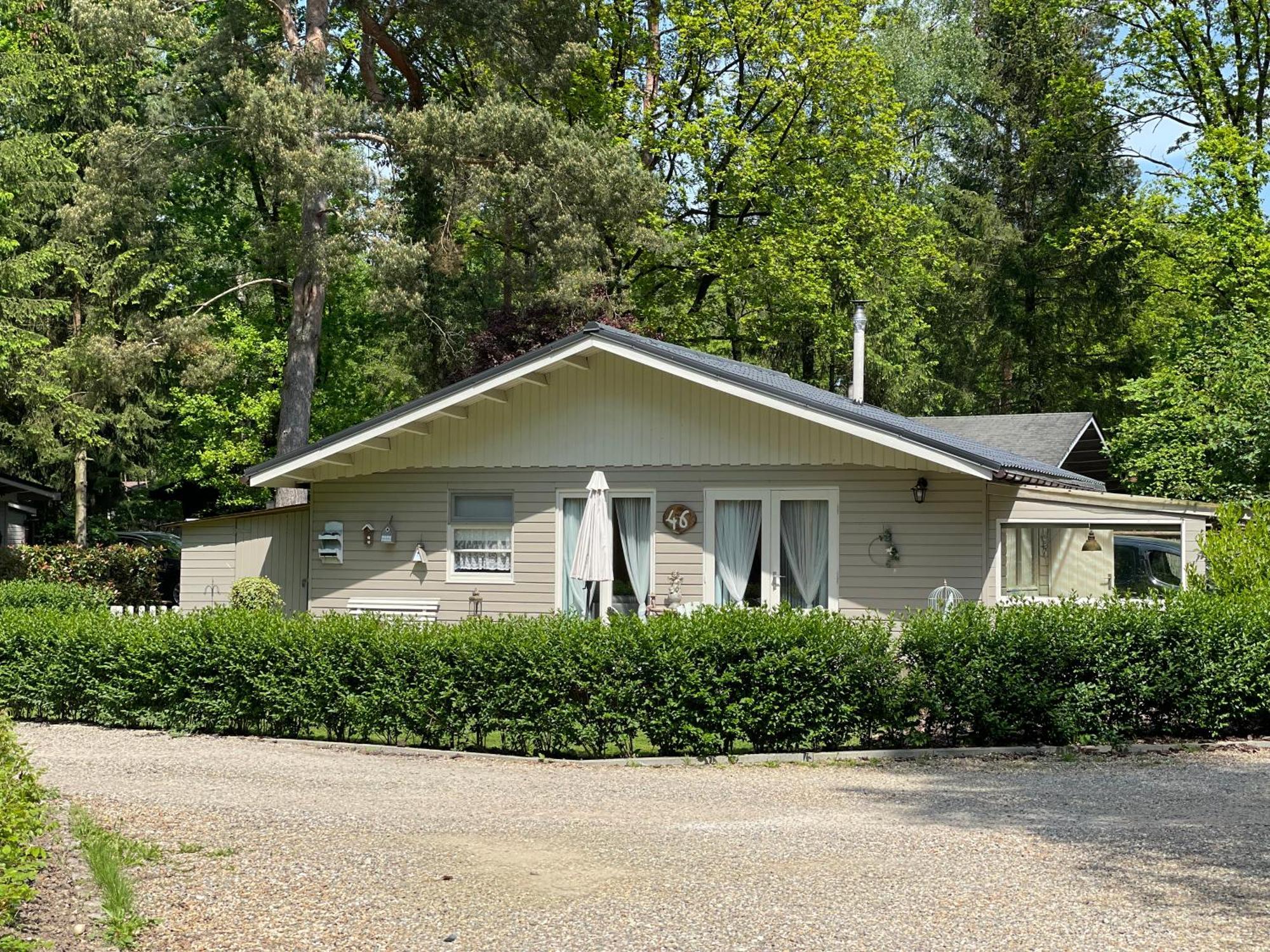 Chalet Sint-Hubertus ズテンダール エクステリア 写真